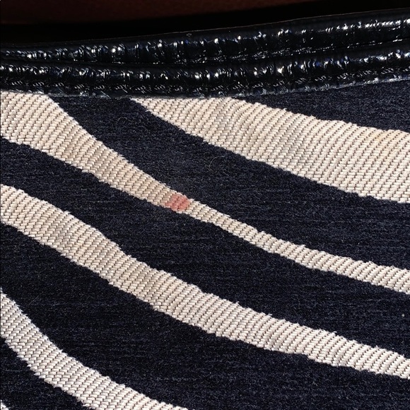 ANTONIO MELANI ZEBRA HANDBAG - Picture 3 of 7